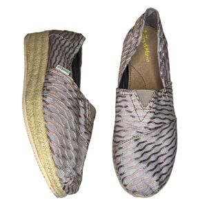 Joy & Mario Espadrille Wedge size 9 womens shoes in the color coffee